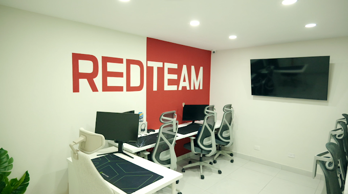 Sala de operaciones RedTeam en nuestras oficinas de Santo Domingo Este
